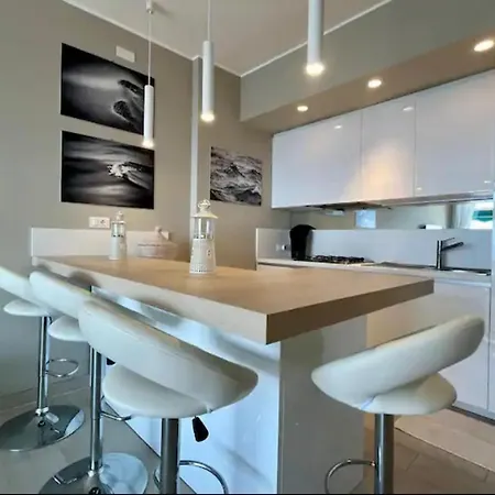 Sul Mare Free Parking * Ospedaletti